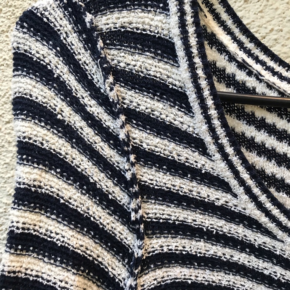 Anthropologie Monogram HWR Striped Top - Picture 6 of 8